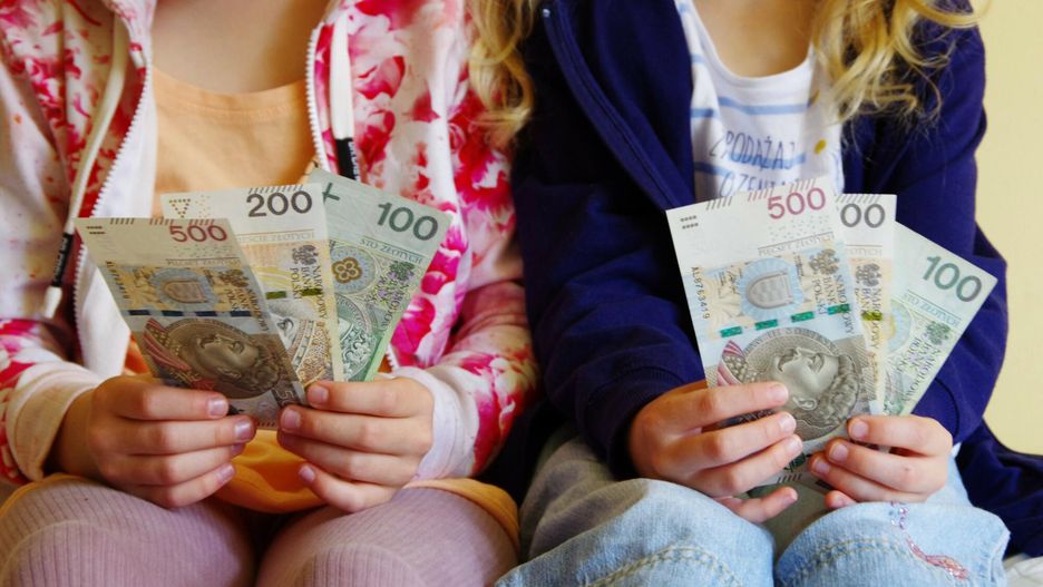 Nie tylko "babciowe". Rodzice mogą dostać nawet 3300 złotych na dziecko