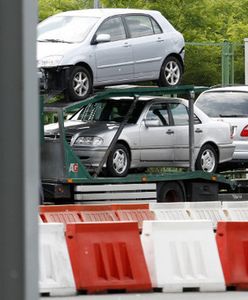 Akcyza na auta może pośrednio uwzględniać "czynnik środowiskowy"