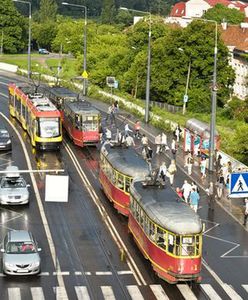 Kierowcy kontra piesi