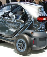 Paryż 2010: Przyszłość to samochody elektryczne!