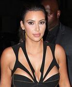 Kim Kardashian zmienia styl!