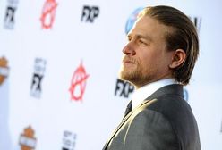 Charlie Hunnam pobłogosławił następcę