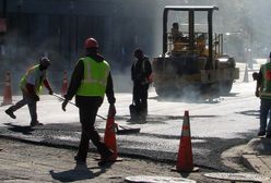 Program poprawy dróg zniszczonych przy budowie autostrad