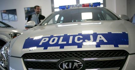 Policja chce wynająć radiowozy