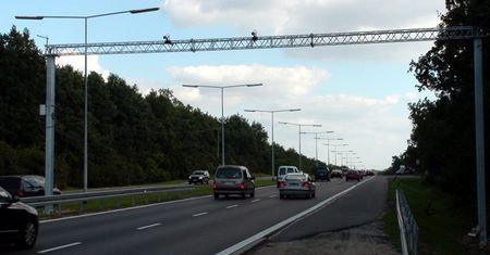 Co potrafią setki kamer przy polskich drogach?