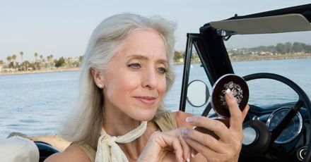 Wciąż piękna, czyli pielęgnacja w okresie menopauzy
