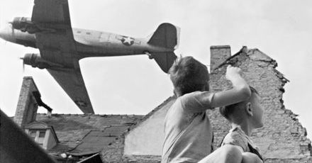 Kto sieje wiatr, ten zbiera burze. Berlin 1945