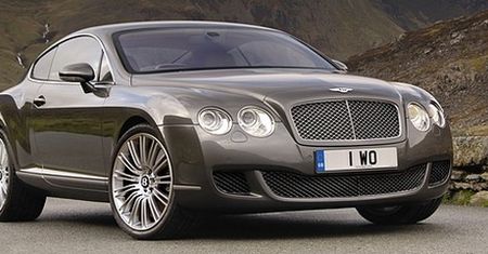 Rosjanie kupują mniej Bentleyów i Ferrari