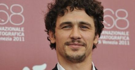 James Franco miesza z błotem hit "Zmierzch"