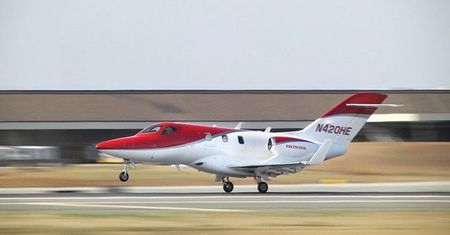 Samolot HondaJet rusza w światowe tournée