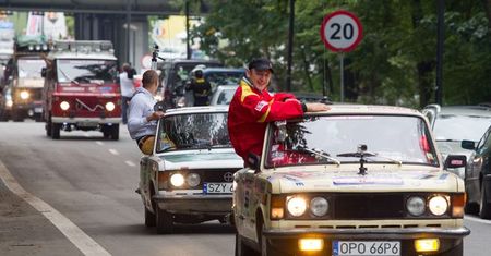 Socjalistyczne samochody ruszą do Włoch