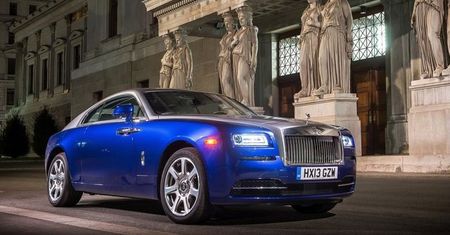 Sprzedaż Rolls-Royce'ów spada ze względu na osłabienie chińskiej gospodarki