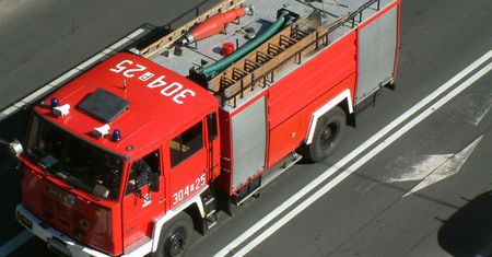 Kętrzyn. Pożar domu zabił trzy osoby, w tym dziecko.