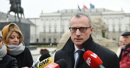 Katastrofa smoleńska. "Przez zaniedbania, wygląda na to, że ekshumacje są konieczne"