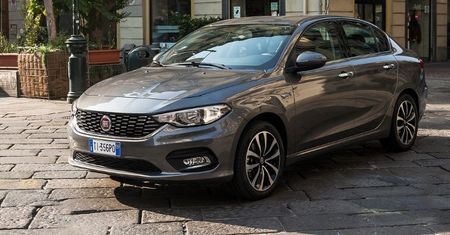 Akcje serwisowe Fiata, Infiniti i Volkswagena