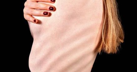 Ważyła zaledwie 28 kg. Wyzdrowiała po urodzeniu dziecka