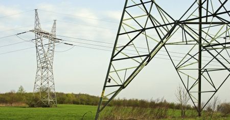 Piechociński: do 2020 r. cena energii powinna spaść o 20 proc.