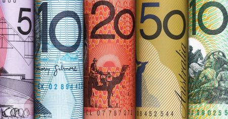 Niska inflacja w Australii i indeksy PMI