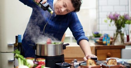 Philips HomeCooker - automatycznie gotujące urządzenie od Jamiego Olivera