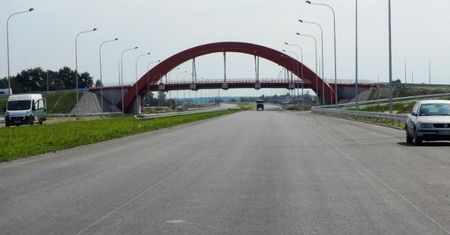 A4: asfalt na brakującym fragmencie niemal kompletny