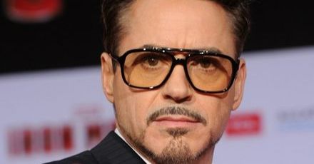 Robert Downey Jr. broni Roberta Duvalla
