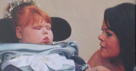 Matka poprosiła o zgodę na eutanazję 12-letniej córki