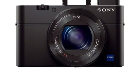 Sony Cyber-shot RX100 III - aparat z wysuwanym wizjerem