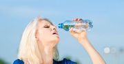 Kobieta pije dziennie 25 litrów wody!