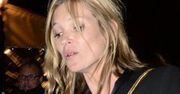 Kate Moss wychodzi z imprezy