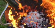 Jak rozpalić grilla w mniej niż 10 minut? Pomoże w tym BBQ Dragon