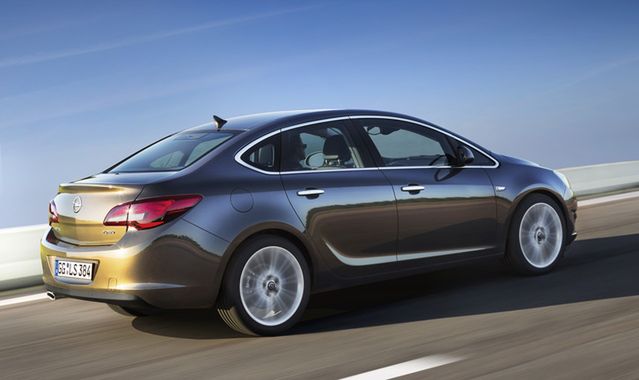 Opel Astra sedan: nowy członek rodziny