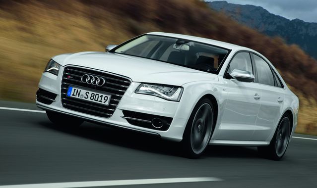 Audi S8 samochodem roku wg Playboya