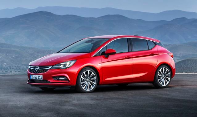 Nowy Opel Astra po kuracji odchudzającej