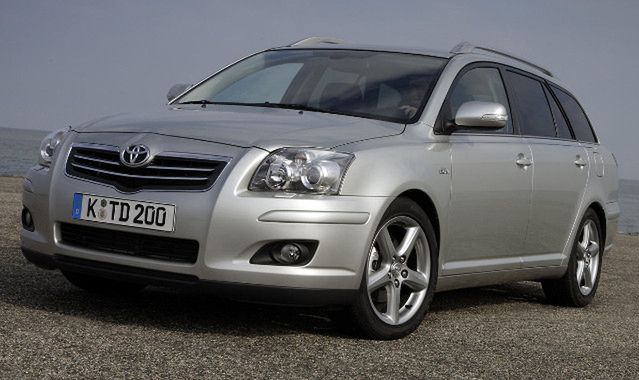 Toyota Avensis II: dla spokojnego kierowcy