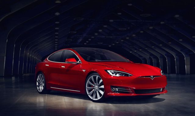 Tesla Model S po liftingu