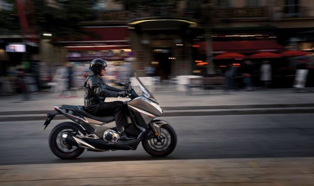 Dlaczego OC na motocykl jest tańsze od samochodowego?