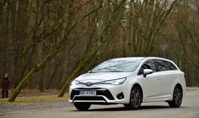 Toyota Avensis Touring Sports 2.0 D-4D: nie tylko dla flot