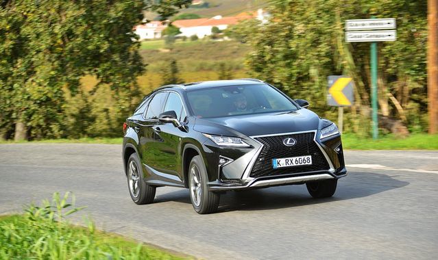 Lexus RX: nowe, lepsze szaty