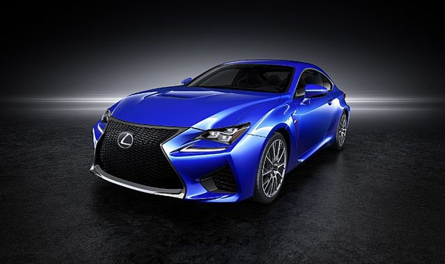 Lexusy GS F i RC F z zawieszeniem AVS w standardzie