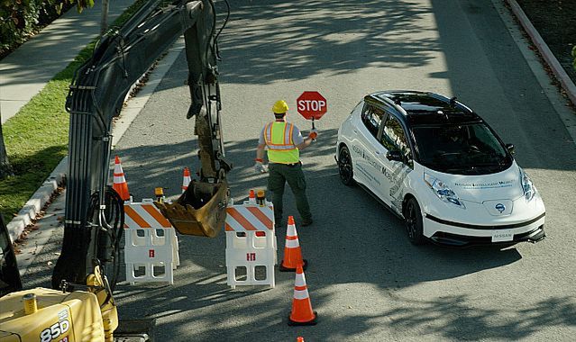 Autonomiczne samochody mają radzić sobie z nieprzewidzianymi sytuacjami na drodze