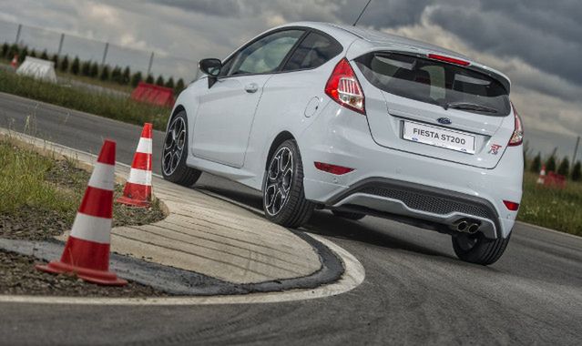 Ford Fiesta ST200: więcej mocy, więcej zabawy