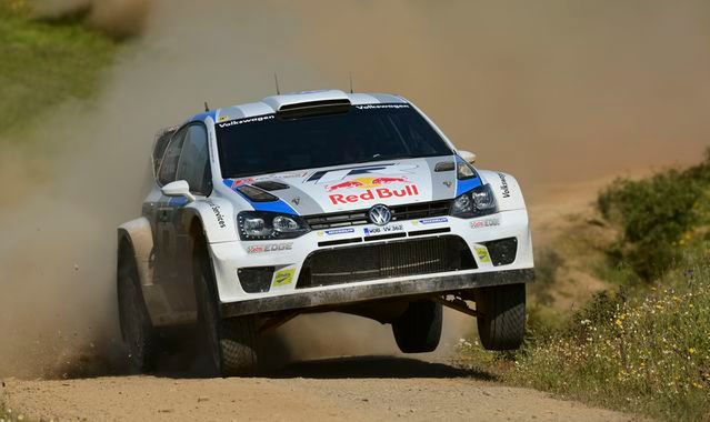 VW Polo R WRC zwycięża po raz trzeci z rzędu