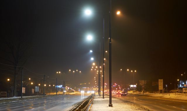 LED-y zaczynają oświetlać polskie ulice