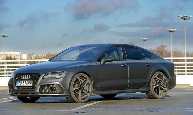 Audi RS7 4,0 TFSI Bi-Turbo: uliczny wojownik