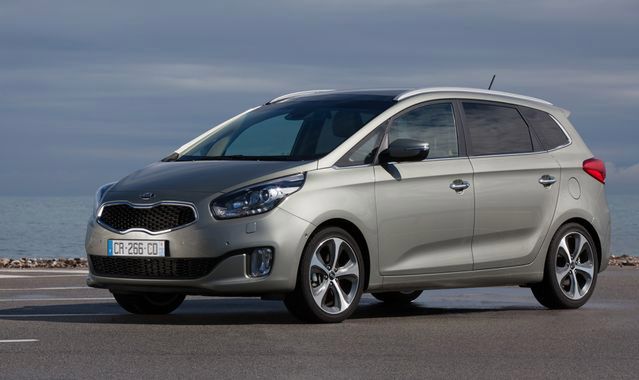 Nowa Kia Carens z pięcioma gwiazdkami EuroNCAP