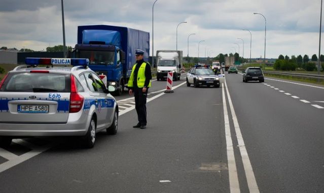 KGP: Od początku roku policjanci zatrzymali ok. 900 praw jazdy