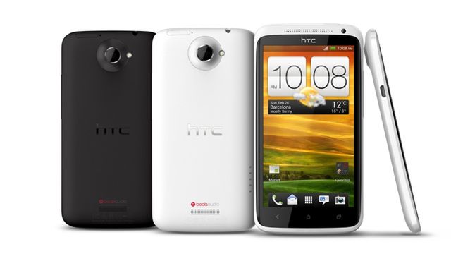 Test wytrzymałości HTC One X. Zobacz co się stało