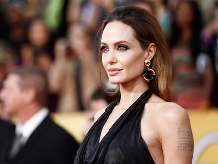 Angelina Jolie nie przejmuje się żartami na swój temat