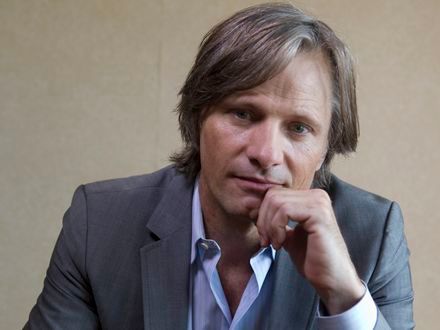 Los uśmiechnął się do Viggo Mortensena