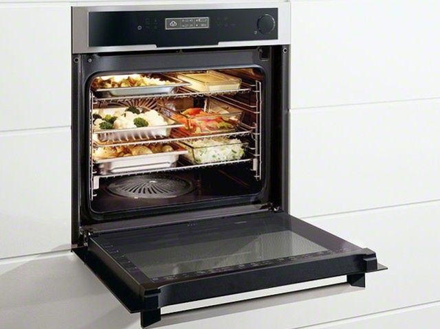 Piekarnik Electrolux Inspiration EOB8851AAX - połączenie gorącego powietrza i pary